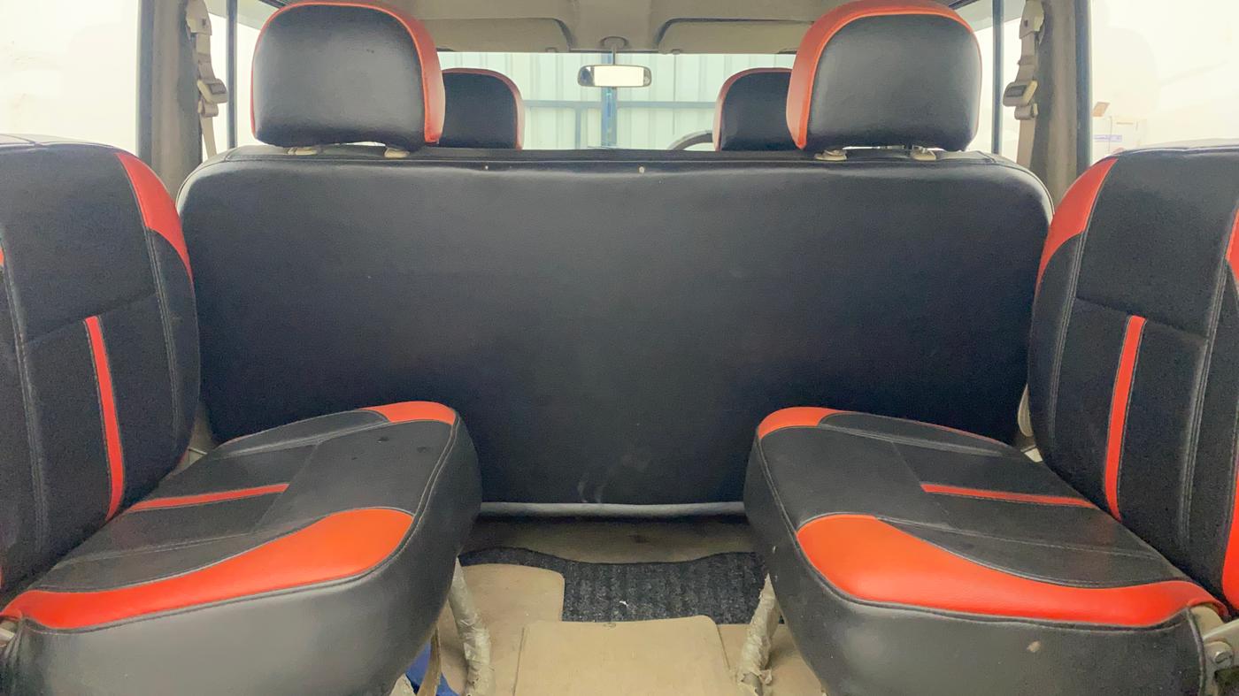 2012 Mahindra Bolero ZLX BS IV, Diesel, Manual, 1,07,666 km, Boot Inside