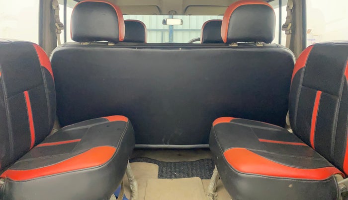 2012 Mahindra Bolero ZLX BS IV, Diesel, Manual, 1,07,666 km, Boot Inside