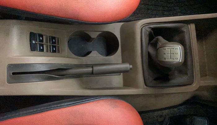 2012 Mahindra Bolero ZLX BS IV, Diesel, Manual, 1,07,666 km, Gear Lever