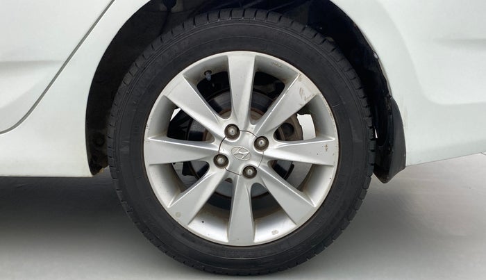 2012 Hyundai Verna FLUIDIC 1.6 VTVT SX, Petrol, Manual, 67,486 km, Left Rear Wheel