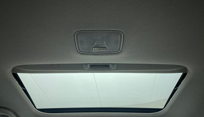 2021 Hyundai VENUE 1.0 TURBO GDI SX+ AT, Petrol, Automatic, 11,124 km, Moonroof/ Sunroof