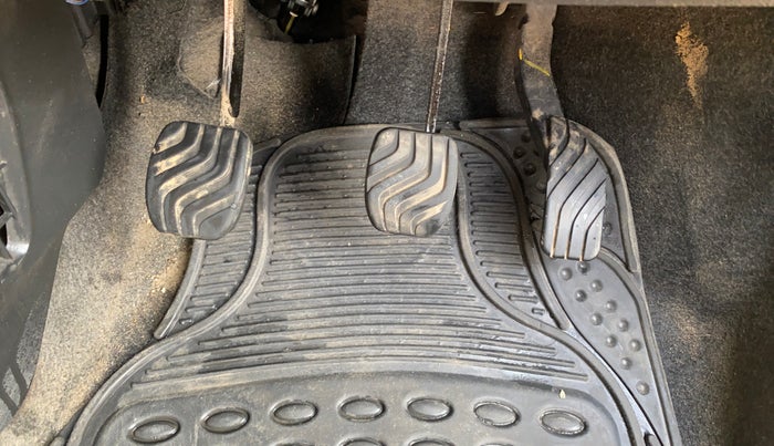 2020 Renault Kwid CLIMBER 1.0 (O), Petrol, Manual, 26,920 km, Pedals