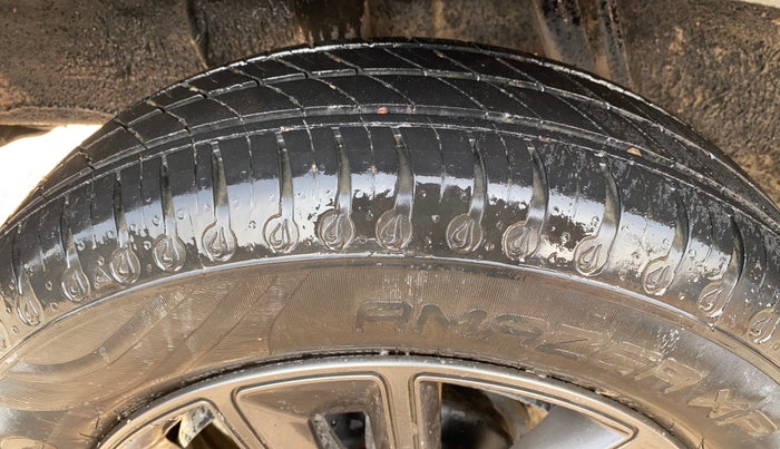 2020 Renault Kwid CLIMBER 1.0 (O), Petrol, Manual, 26,920 km, Right Rear Tyre Tread