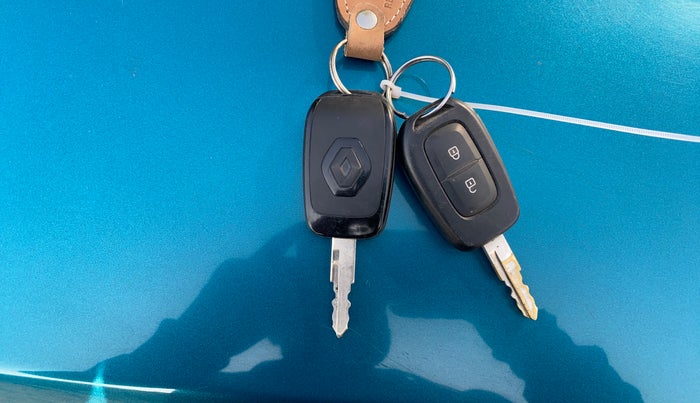 2020 Renault Kwid CLIMBER 1.0 (O), Petrol, Manual, 26,920 km, Key Close Up