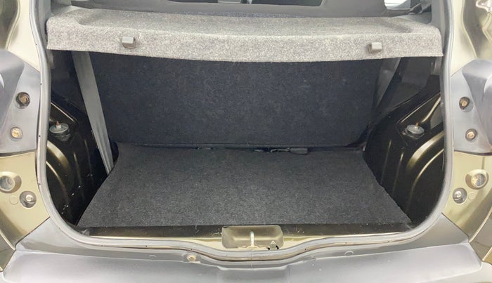 2016 Renault Kwid RXT 0.8, Petrol, Manual, 61,850 km, Boot Inside