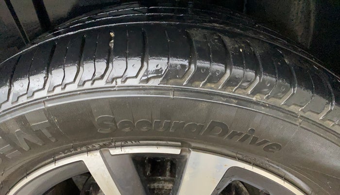 2022 Skoda SLAVIA STYLE 1.0L TSI AT, Petrol, Automatic, 81,938 km, Left Rear Tyre Tread