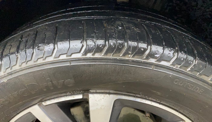 2022 Skoda SLAVIA STYLE 1.0L TSI AT, Petrol, Automatic, 81,938 km, Left Front Tyre Tread