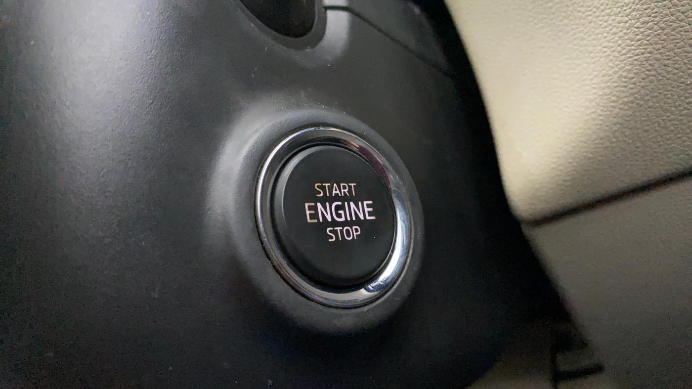 2022 Skoda SLAVIA STYLE 1.0L TSI AT, Petrol, Automatic, 81,938 km, Keyless Start/ Stop Button