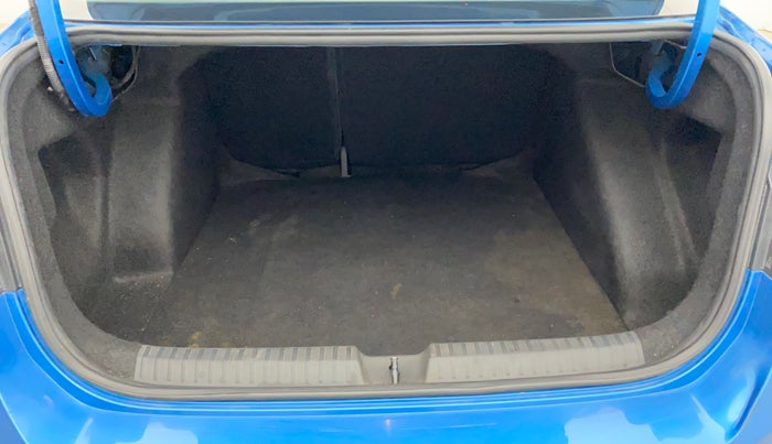 2022 Skoda SLAVIA STYLE 1.0L TSI AT, Petrol, Automatic, 81,938 km, Boot Inside