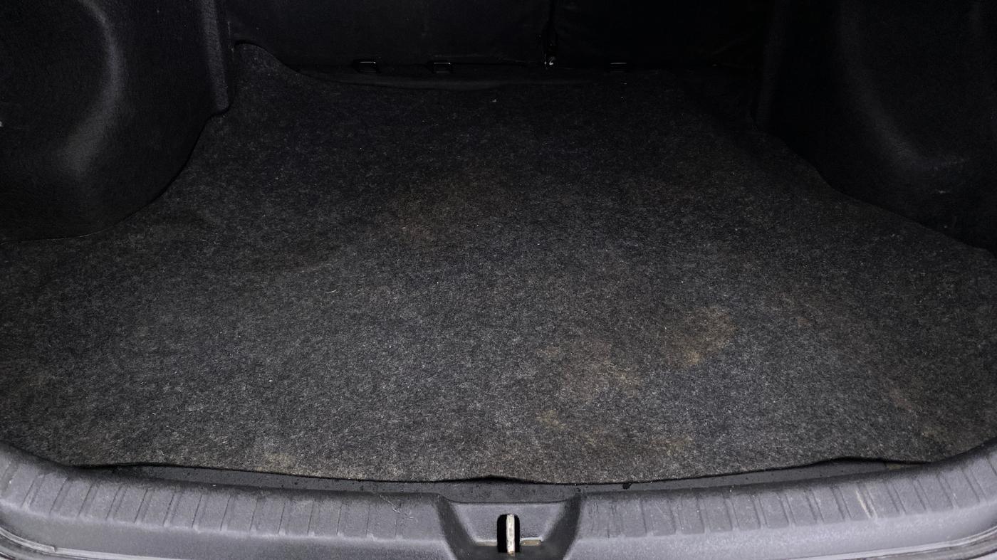 2018 Toyota YARIS G MT, Petrol, Manual, 50,736 km, Boot Inside
