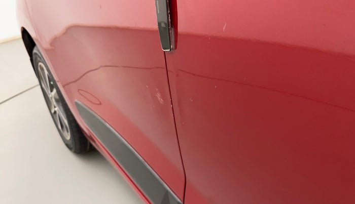 2018 Hyundai Grand i10 SPORTZ AT 1.2 KAPPA VTVT, Petrol, Automatic, 31,444 km, Driver-side door - Slightly dented