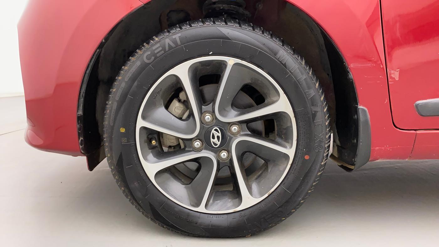 2018 Hyundai Grand i10 SPORTZ AT 1.2 KAPPA VTVT, Petrol, Automatic, 31,444 km, Left Front Wheel