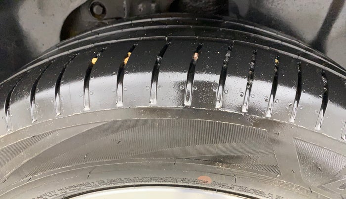 2022 Tata Safari XZ, Diesel, Manual, 64,046 km, Left Rear Tyre Tread