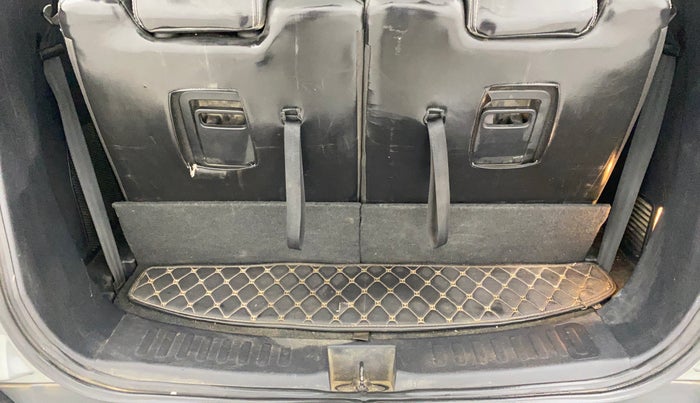 2022 Tata Safari XZ, Diesel, Manual, 64,046 km, Boot Inside