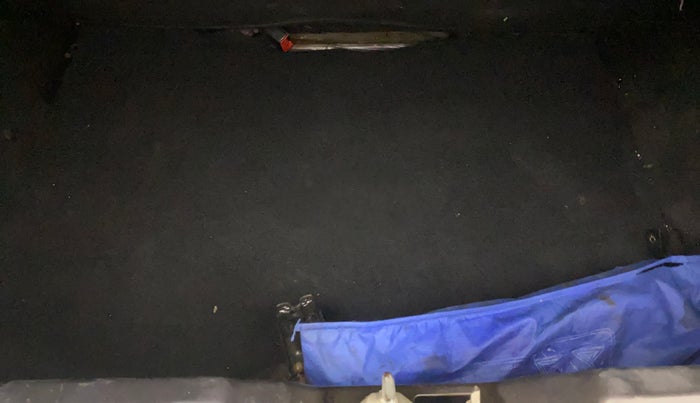 2018 Tata Tiago XZ PETROL, Petrol, Manual, 1,06,784 km, Boot Inside