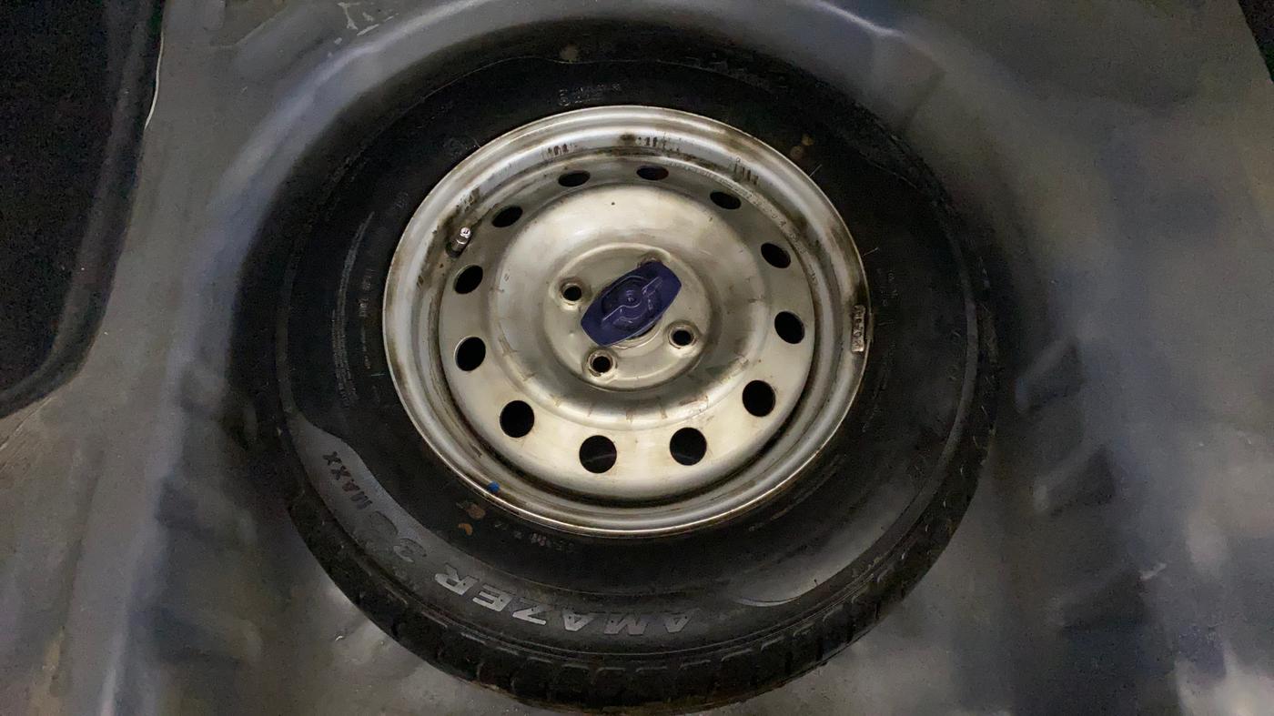 2019 Maruti Dzire LXI, Petrol, Manual, 52,252 km, Spare Tyre