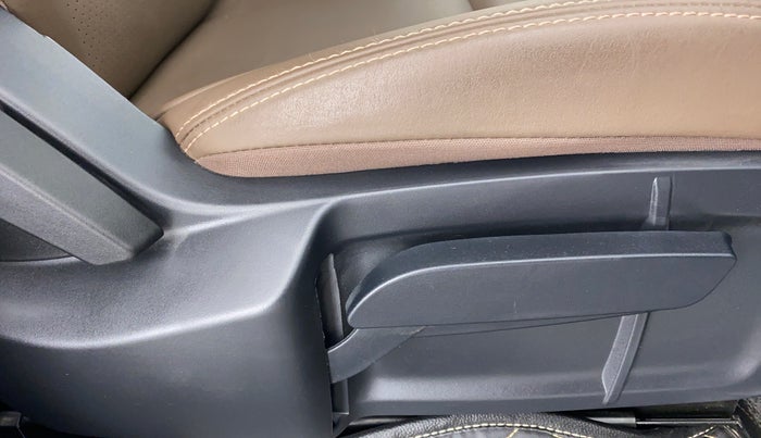 2021 Tata Harrier XZ 2.0L Kryotec, Diesel, Manual, 10,517 km, Driver Side Adjustment Panel
