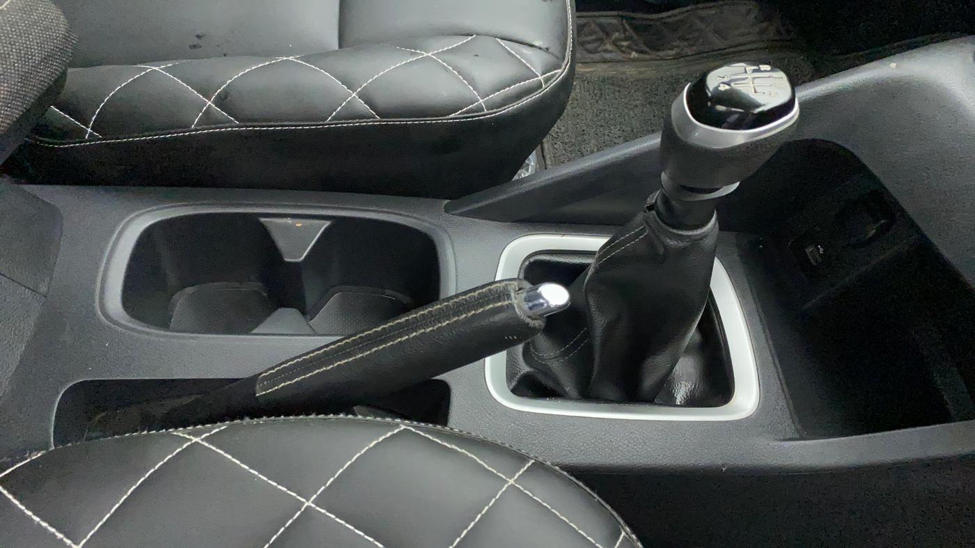 2022 Nissan MAGNITE XV PREMIUM, Petrol, Manual, 13,403 km, Gear Lever