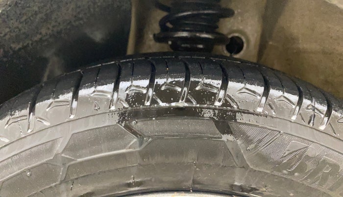 2017 Maruti IGNIS SIGMA 1.2, Petrol, Manual, 68,854 km, Left Front Tyre Tread