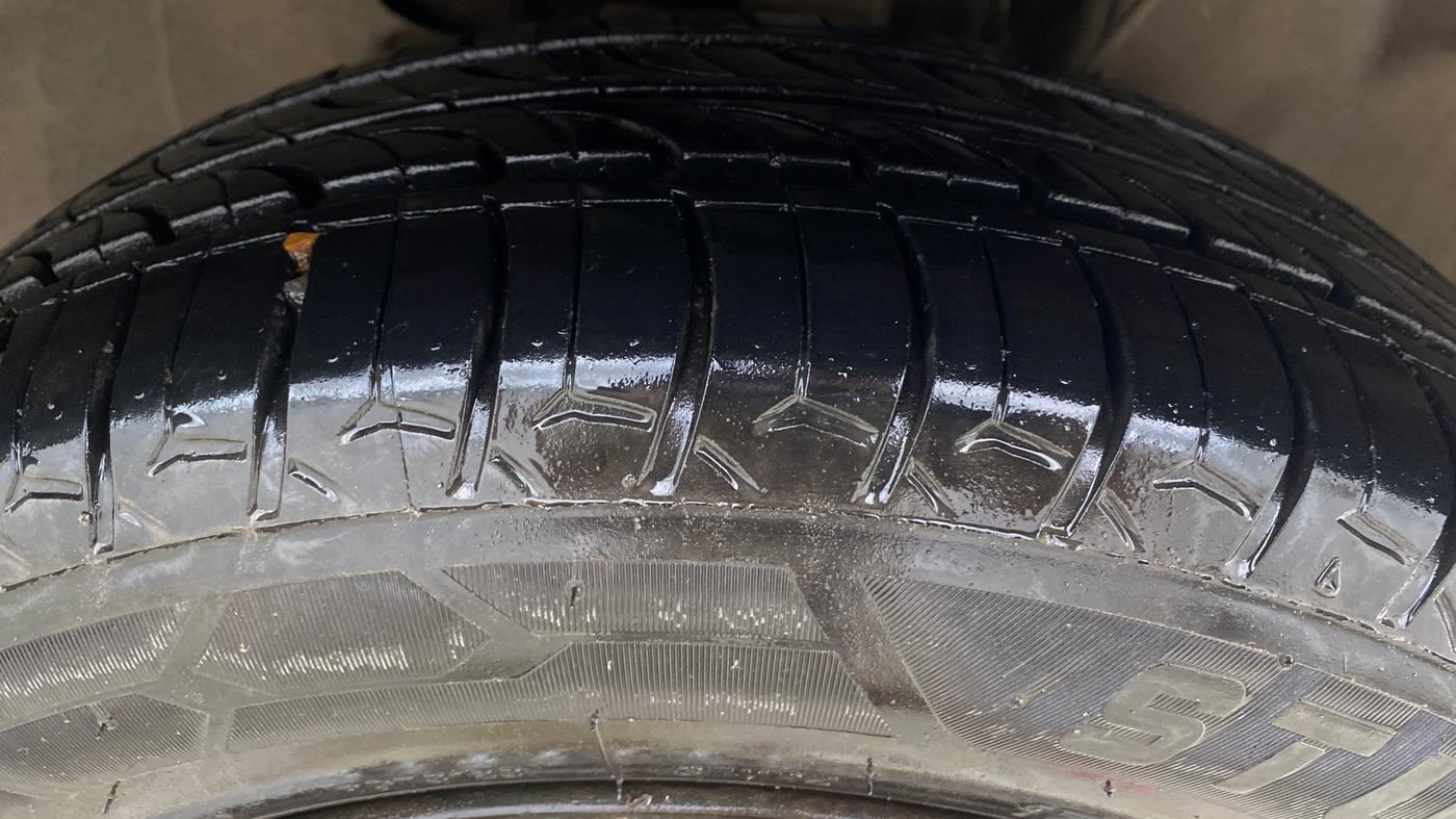 2022 Tata TIGOR XZ CNG, CNG, Manual, 66,352 km, Right Front Tyre Tread