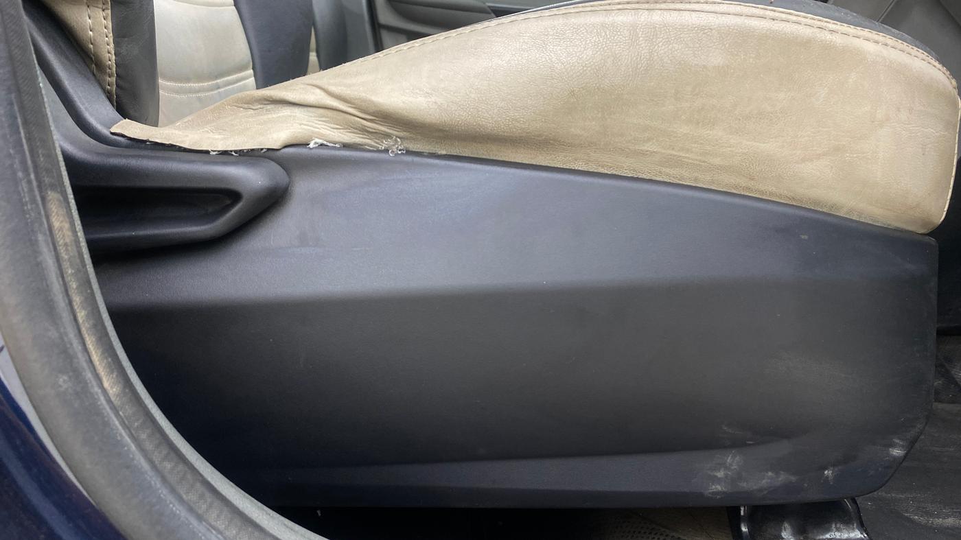 2022 Tata TIGOR XZ CNG, CNG, Manual, 66,352 km, Driver Side Adjustment Panel