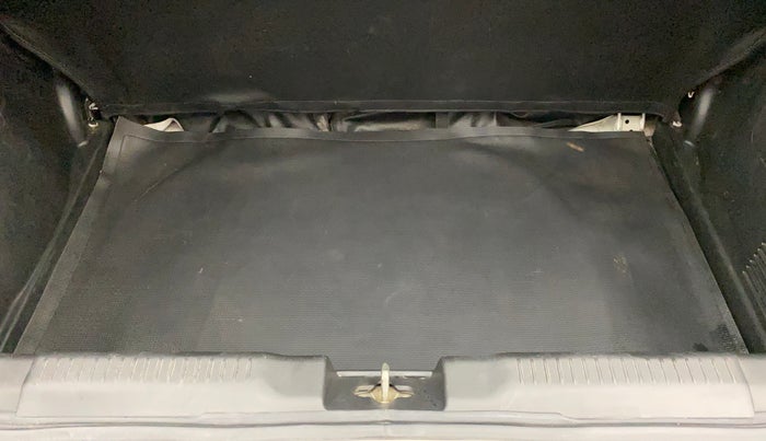 2018 Maruti Swift VXI, Petrol, Manual, 37,330 km, Boot Inside