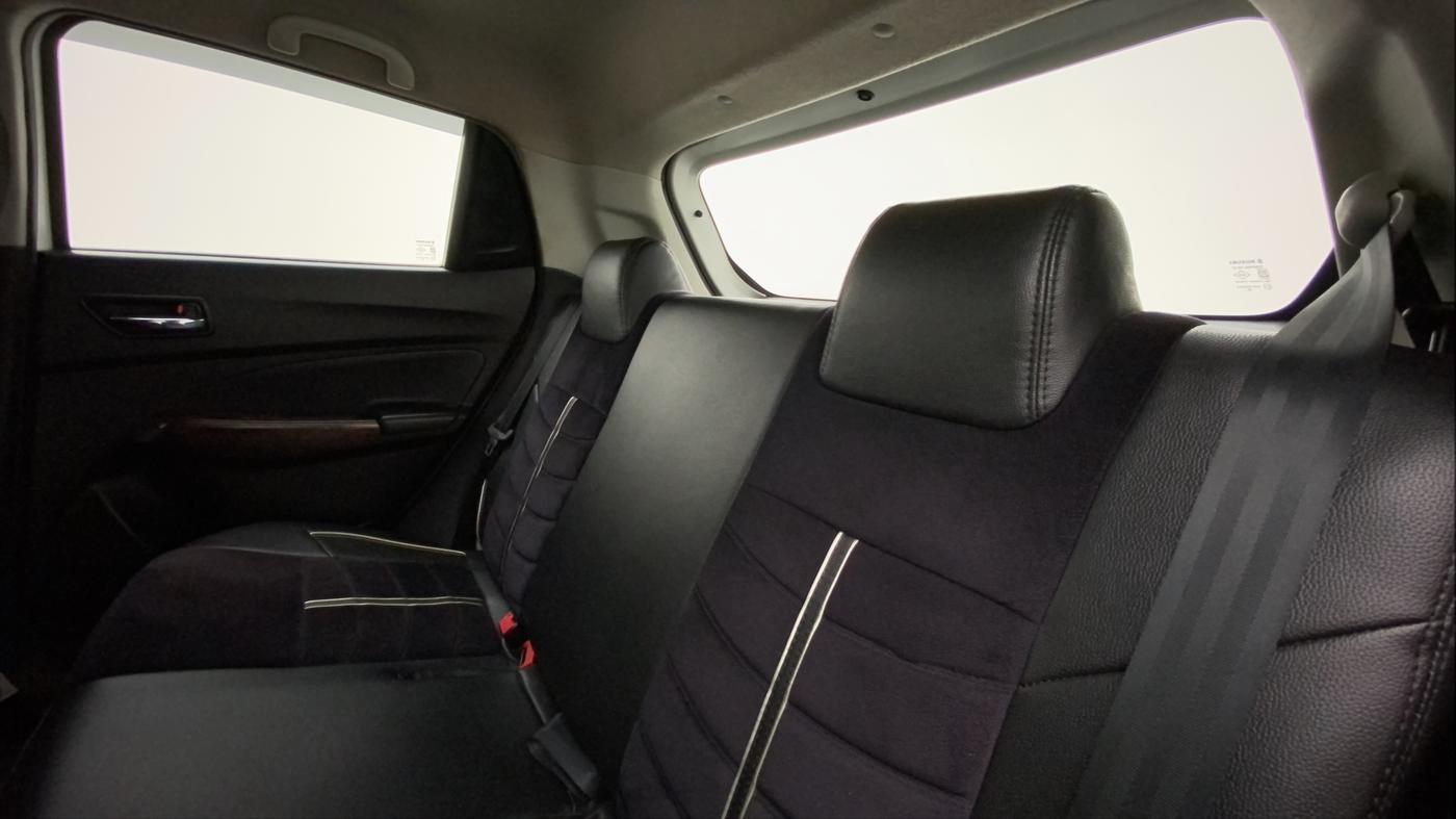 2018 Maruti Swift VXI, Petrol, Manual, 37,330 km, Right Side Rear Door Cabin
