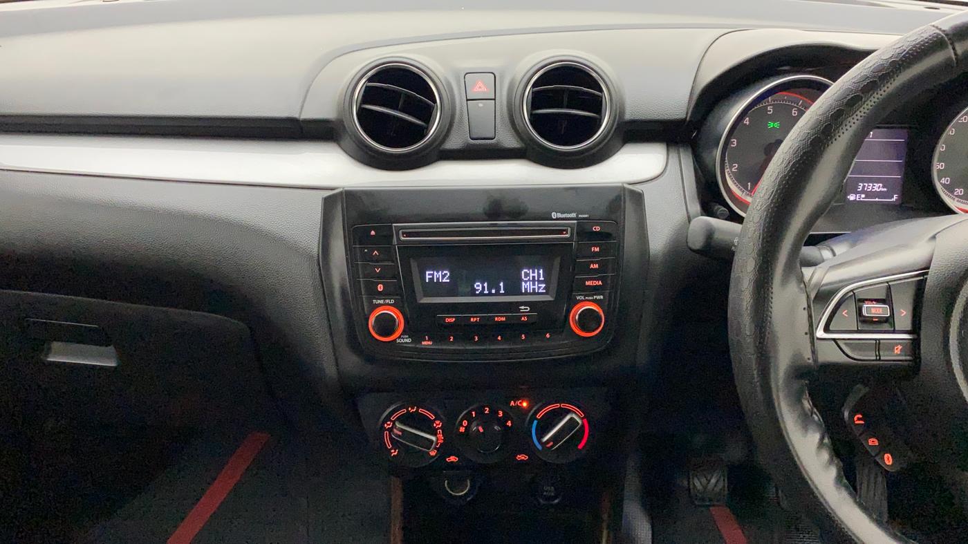 2018 Maruti Swift VXI, Petrol, Manual, 37,330 km, Air Conditioner