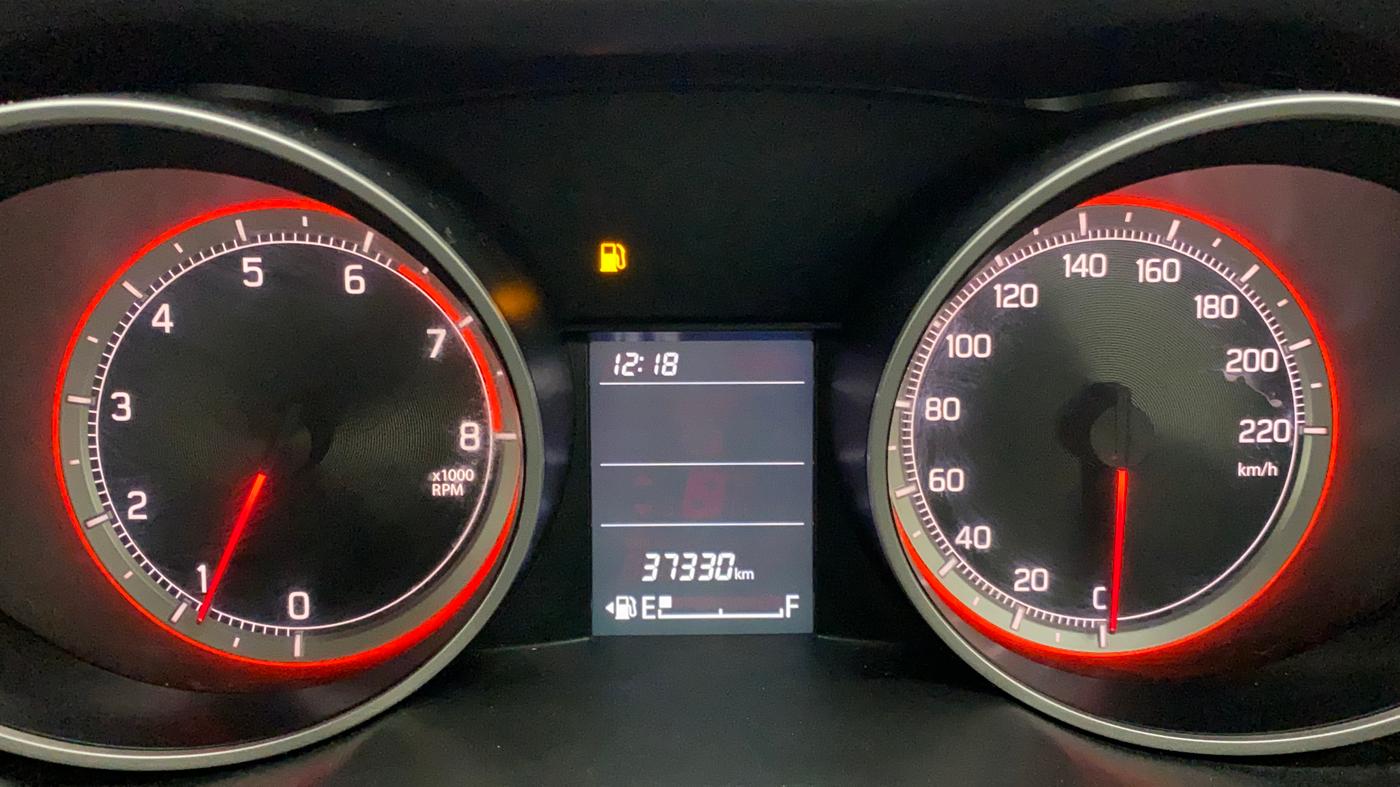 2018 Maruti Swift VXI, Petrol, Manual, 37,330 km, Odometer Image