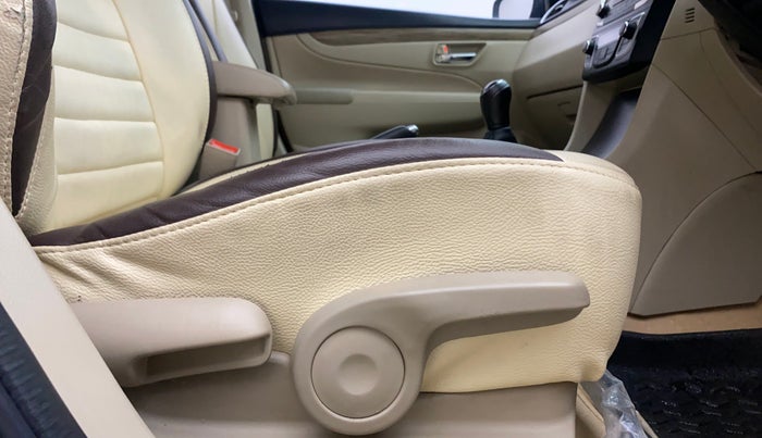 2022 Maruti Ciaz DELTA 1.5 SHVS MT PETROL, Petrol, Manual, 56,685 km, Driver Side Adjustment Panel