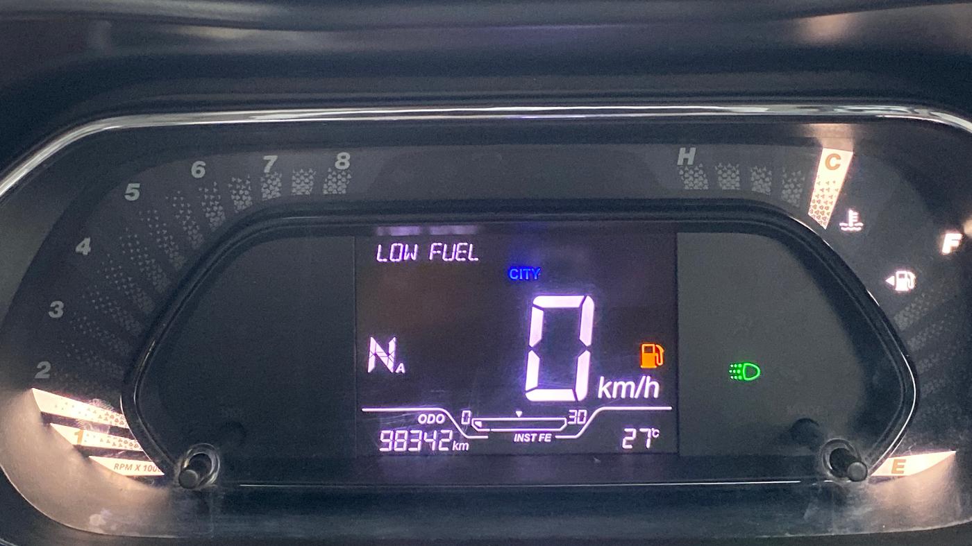 2023 Tata NEXON XMA SUNROOF PETROL, Petrol, Automatic, 98,342 km, Odometer Image
