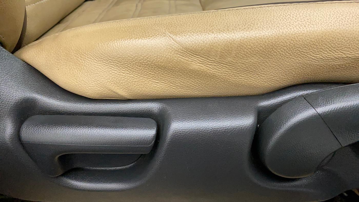 2018 Honda Jazz 1.2L I-VTEC V, Petrol, Manual, 30,416 km, Driver Side Adjustment Panel