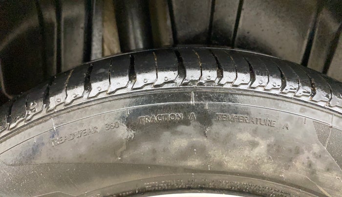 2019 Maruti Ertiga ZXI AT SHVS, Petrol, Automatic, 65,456 km, Right Rear Tyre Tread