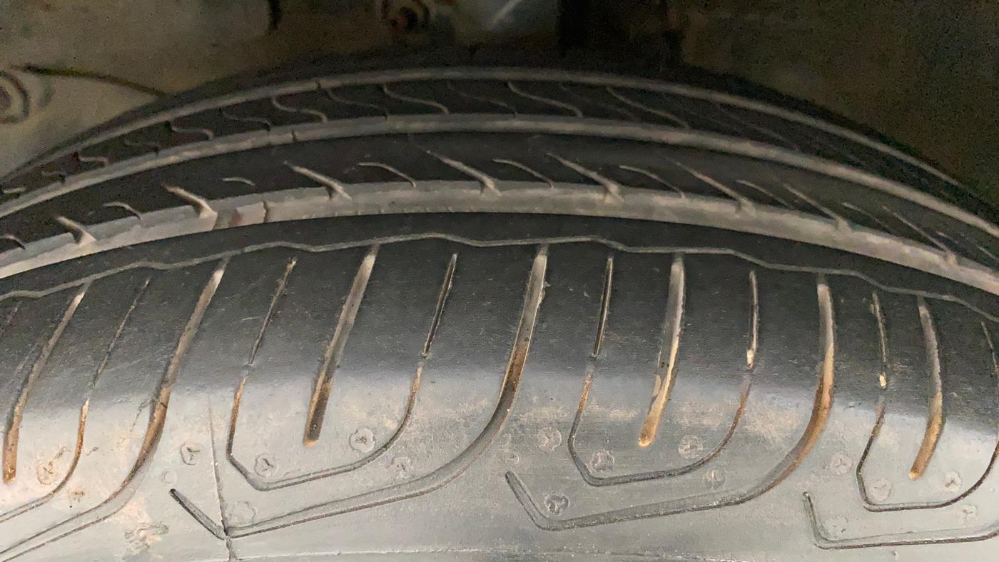 2012 Honda City 1.5L I-VTEC V MT, Petrol, Manual, 50,395 km, Left Front Tyre Tread