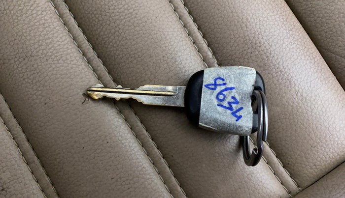 2016 Maruti Celerio VXI, Petrol, Manual, 36,882 km, Key Close Up