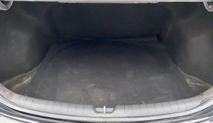 2019 Hyundai Verna 1.4 CRDi EX MT, Diesel, Manual, 56,943 km, Boot Inside