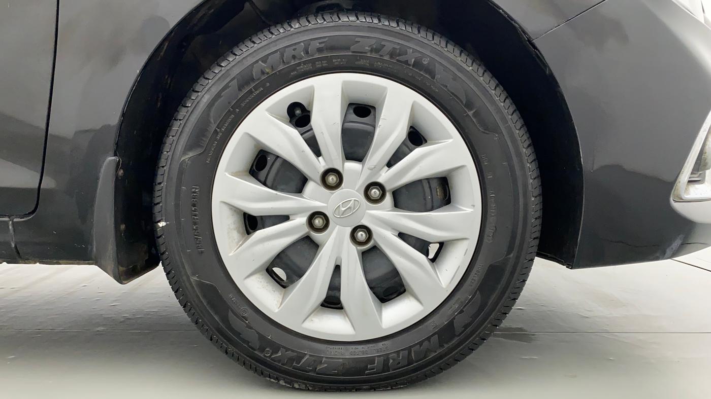 2019 Hyundai Verna 1.4 CRDi EX MT, Diesel, Manual, 56,943 km, Right Front Wheel
