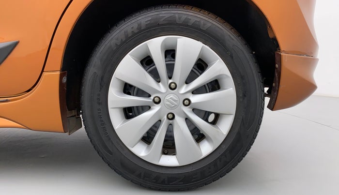 2016 Maruti Baleno DELTA 1.2 K12, Petrol, Manual, 28,746 km, Left Rear Wheel