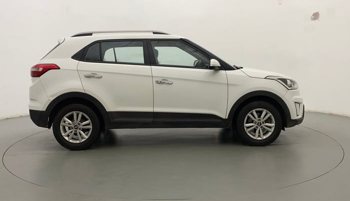 2017 Hyundai Creta SX PLUS 1.6 DIESEL, Diesel, Manual, 42,819 km, Right Side