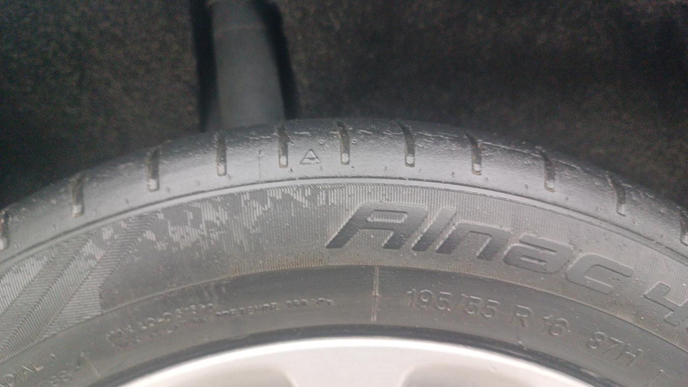 2018 Maruti Baleno ALPHA CVT PETROL 1.2, Petrol, Automatic, 57,225 km, Right Rear Tyre Tread