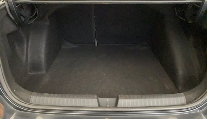 2022 Skoda SLAVIA AMBITION 1.0L TSI MT, Petrol, Manual, 41,332 km, Boot Inside