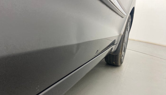 2020 Hyundai AURA SX 1.2 (O), Petrol, Manual, 59,429 km, Driver-side door - Slightly dented