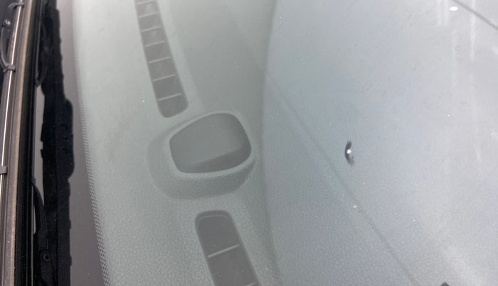2020 Hyundai AURA SX 1.2 (O), Petrol, Manual, 59,429 km, Front windshield - Minor spot on windshield