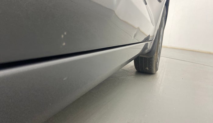 2020 Hyundai AURA SX 1.2 (O), Petrol, Manual, 59,429 km, Right running board - Slightly dented