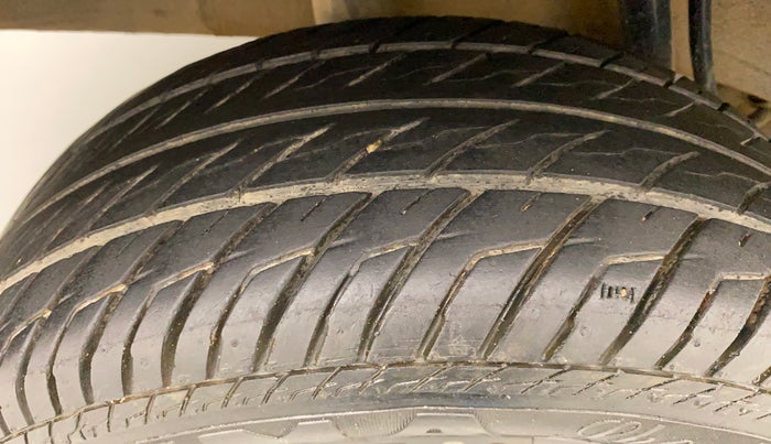 2018 Renault Kwid RXT 0.8, Petrol, Manual, 35,966 km, Right Rear Tyre Tread
