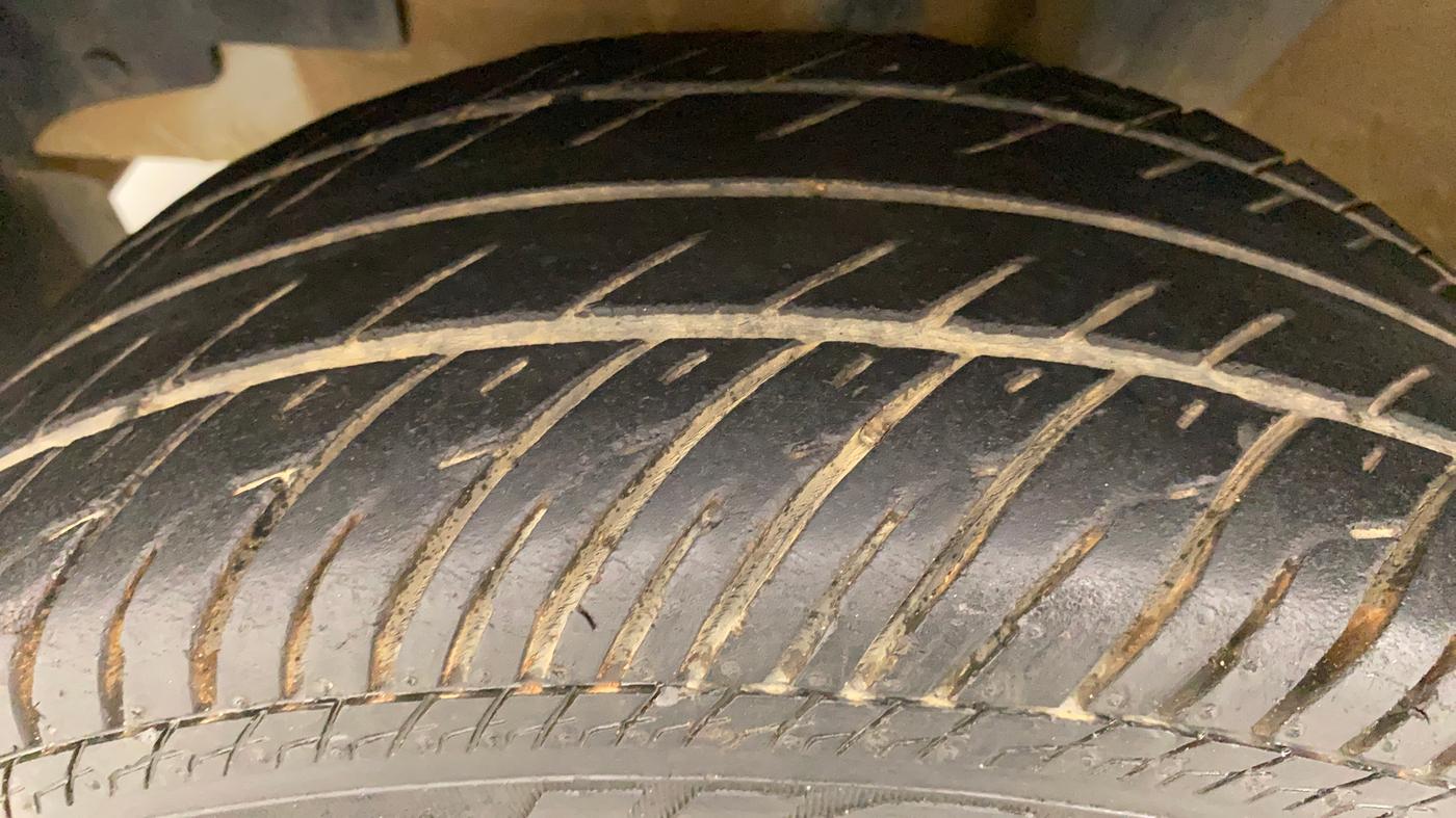 2018 Renault Kwid RXT 0.8, Petrol, Manual, 35,966 km, Left Front Tyre Tread