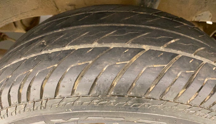 2018 Renault Kwid RXT 0.8, Petrol, Manual, 35,966 km, Left Rear Tyre Tread