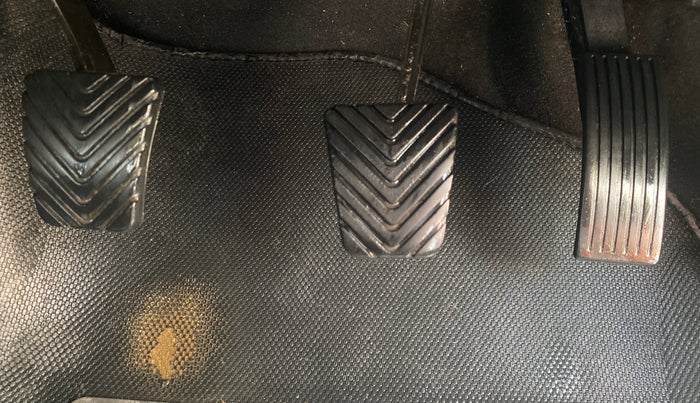 2015 Hyundai Elite i20 SPORTZ 1.4 (O) CRDI, Diesel, Manual, 71,812 km, Pedals