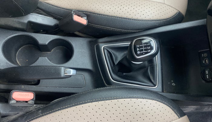 2015 Hyundai Elite i20 SPORTZ 1.4 (O) CRDI, Diesel, Manual, 71,812 km, Gear Lever