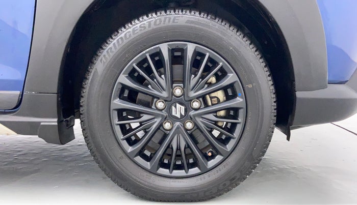 2019 Maruti XL6 ALPHA SHVS  MT, Petrol, Manual, 17,470 km, Right Front Wheel